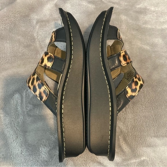 Alegria Dinah Leather Slip-On Sandals with Adjustable Strap Size 39 (US 9) - Picture 7 of 15